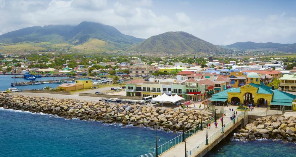 Saint Kitts and Nevis: Mango Light & Island Ease