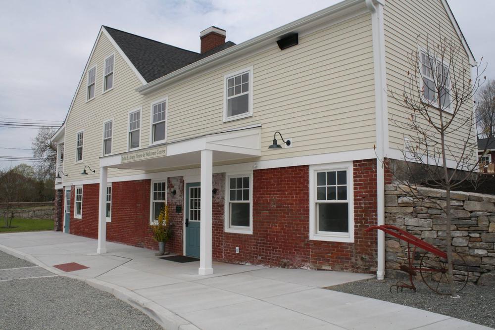 Connect with Nature at Denison Pequotsepos Nature Center