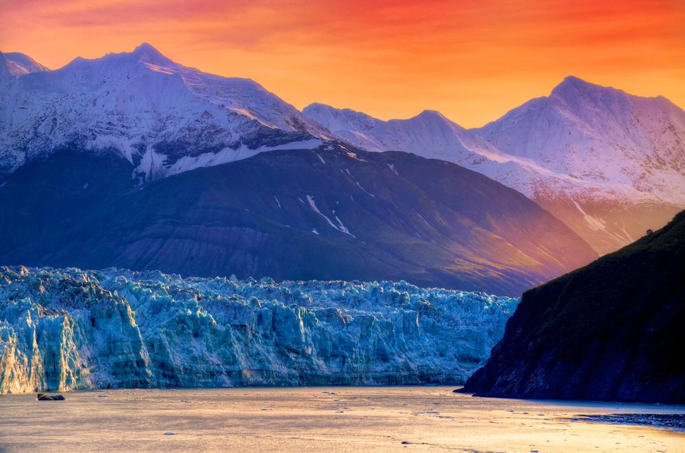 See massive ice walls and admire fjord views on an unforgettable sightseeing trip.