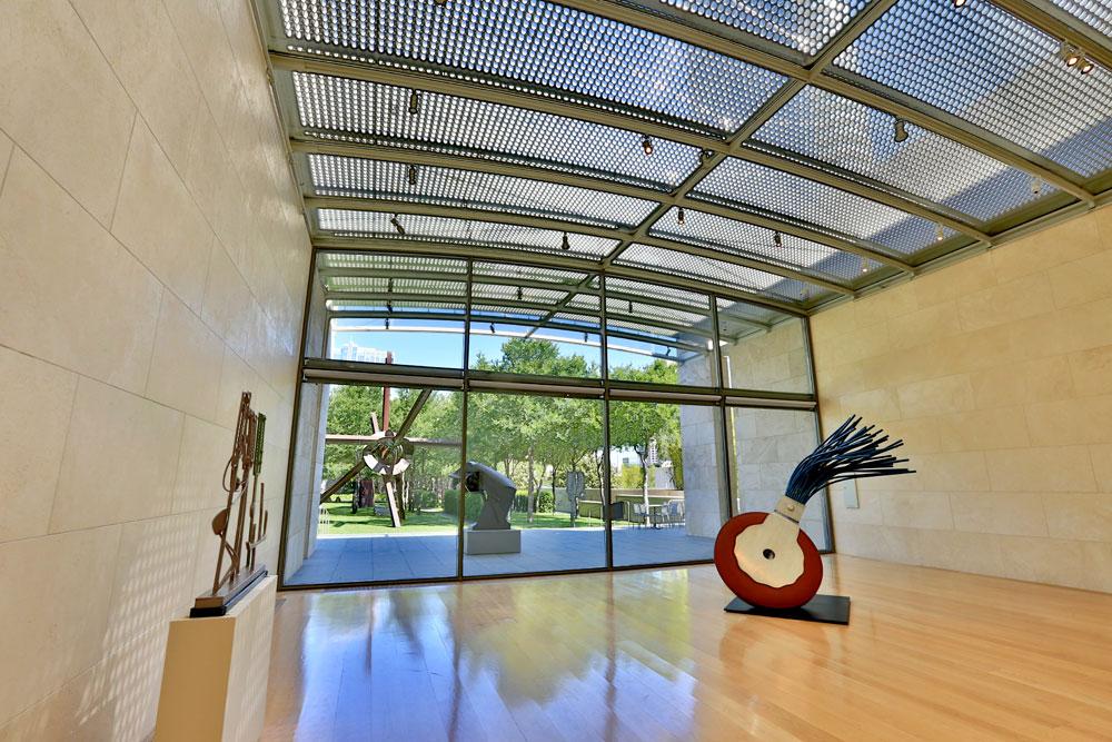 Admire modern masterpieces at Nasher Sculpture Center