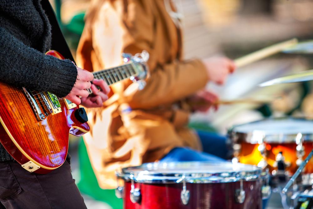 Stroll scenic paths and enjoy summer concerts on an easy outdoor outing.