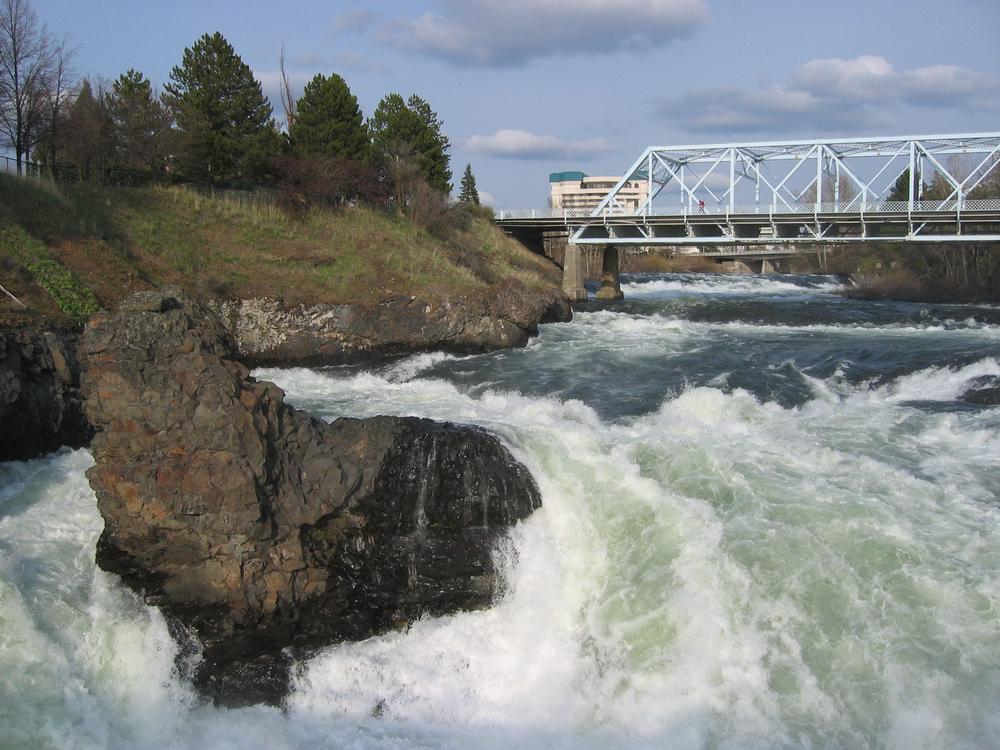 Feel the Power of Nature at Spectacular Spokane Falls