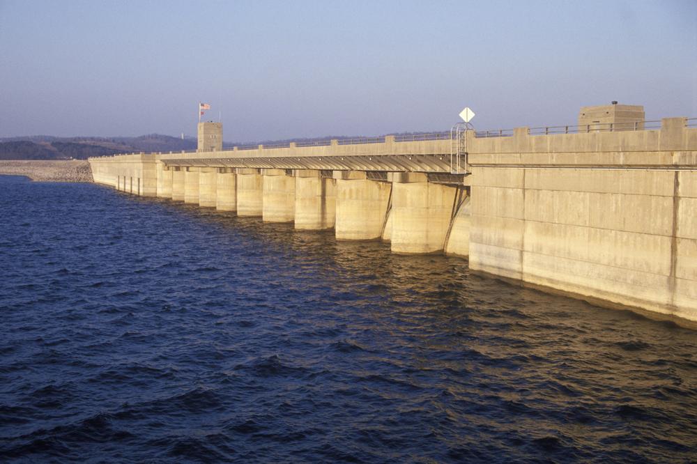 Soak Up Scenic Beauty at Table Rock Lake