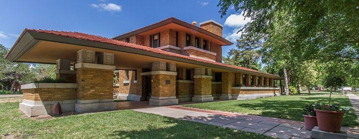 Step Into Prairie-Style Perfection at Frank Lloyd Wright’s Allen House