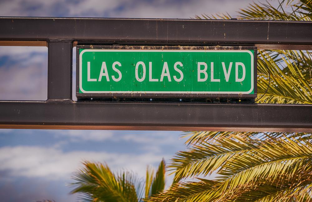 Walk along stylish streets and browse trendy shops for a romantic day out.