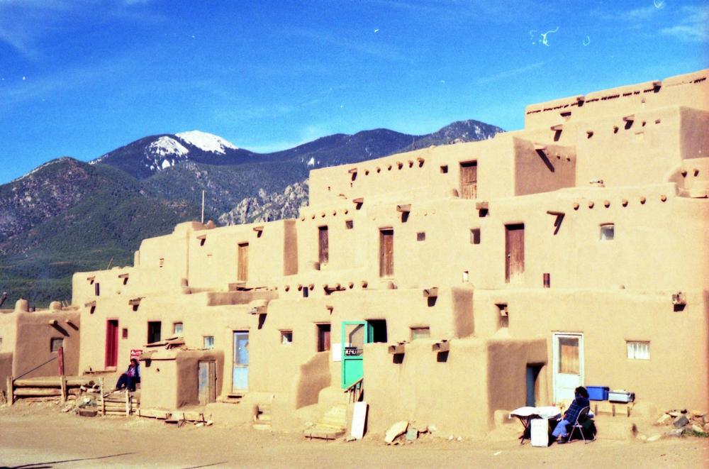 Take a guided tour with Heritage Inspiration Santa Fe