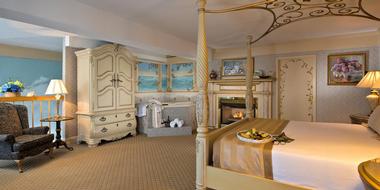 Luxury Suites