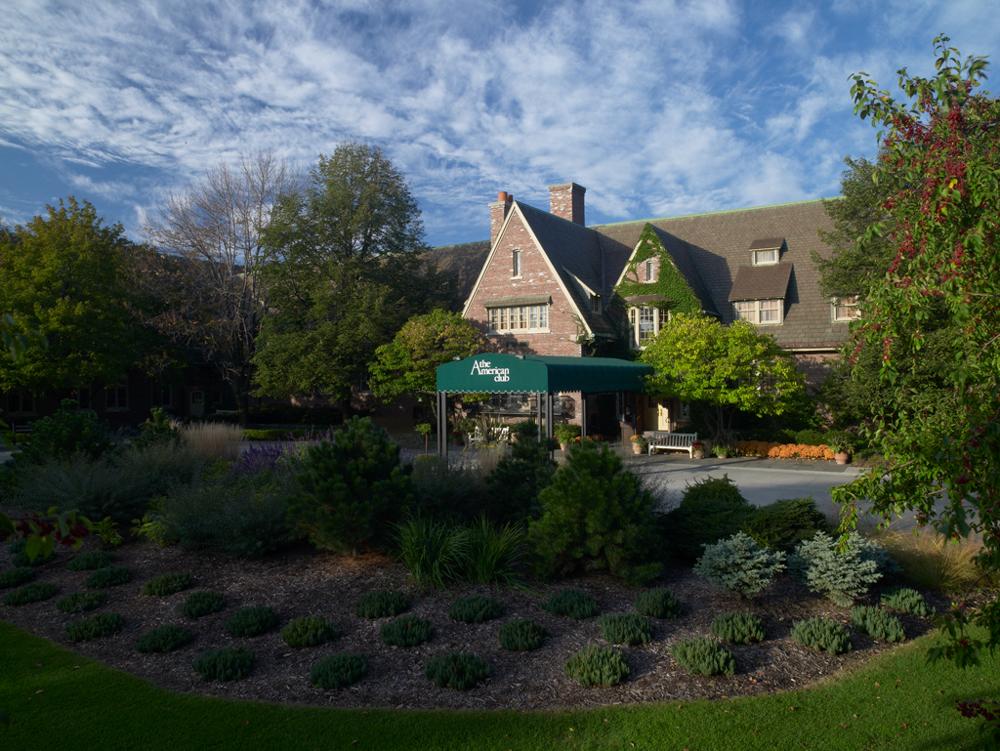Experience World-Class Comfort at The American Club in Kohler