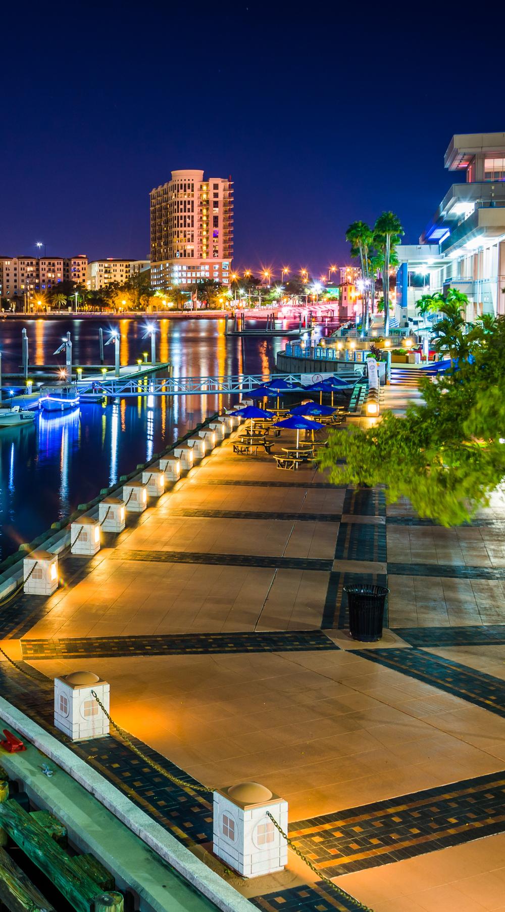 Walk, Dine, and Unwind Along the Tampa Riverwalk