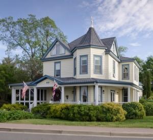 Experience Old-World Charm and Bay Breezes at Solomons Victorian Inn