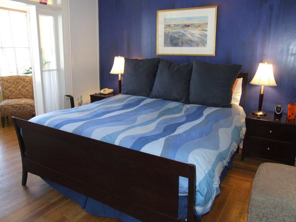 Somerset House Inn | Romantic Places to Stay in Provincetown, MA