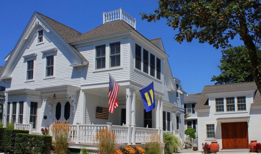 Sleep Surrounded by Style at the White Porch Inn Art Hotel