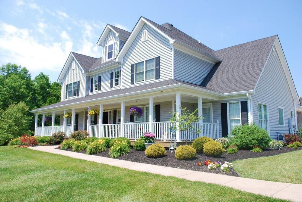 Experience Southern hospitality and unwind in luxurious, peaceful surroundings.