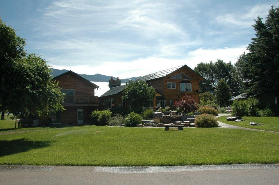 Unwind in the Foothills at Bad Rock Bed & Breakfast