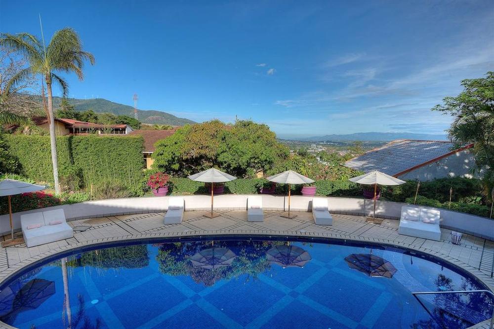 Discover Hidden Elegance and Artful Stays at Hotel Alta