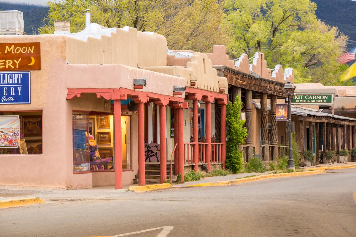Explore Artistic Soul and Culture in Taos, New Mexico
