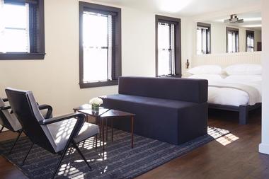 Rooms & Suites