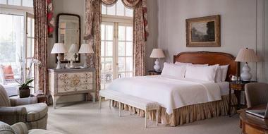 Rooms & Suites