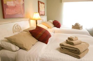 Rooms & Suites