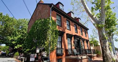 Gibson’s Lodgings Inn