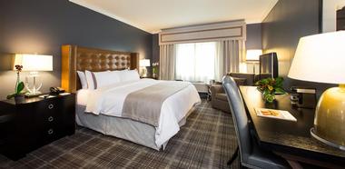 Campbell House Rooms and Suites