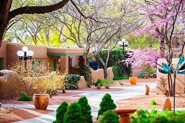 Dining at La Posada de Santa Fe