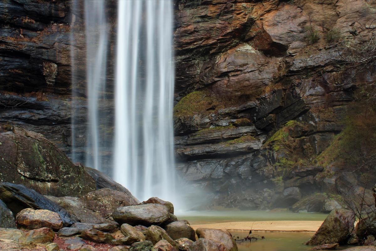 Toccoa Falls in the summer