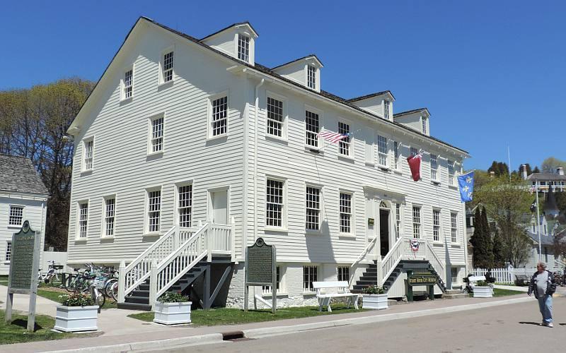 Stuart House City Museum