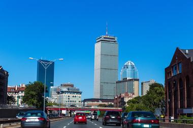Getting to Boston – by Airplane, Train, Car or Bus