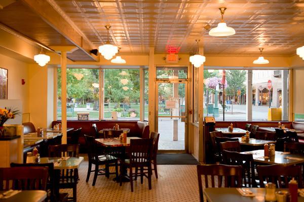 If You Crave Local Comfort Classics, Visit the Plaza Cafe