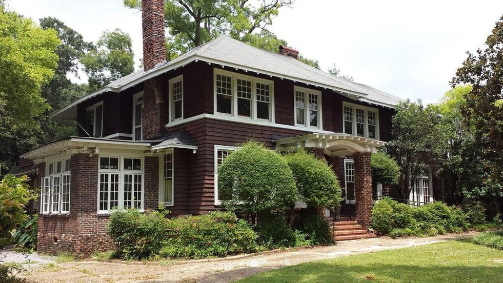 Dive Into Southern Literature at The Scott and Zelda Fitzgerald Museum
