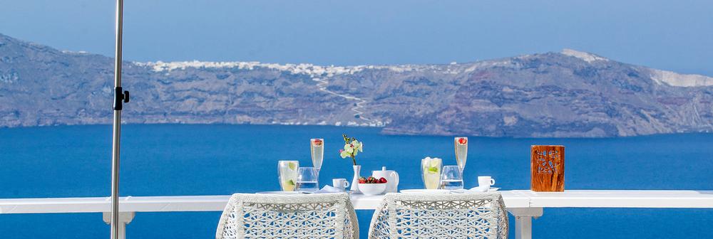 Look at blue domes and walk along scenic paths during a spring trip.