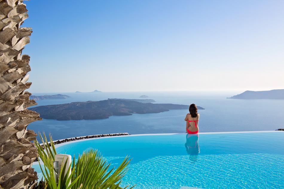 Stay in chic suites and soak in peaceful sights on a quick retreat.