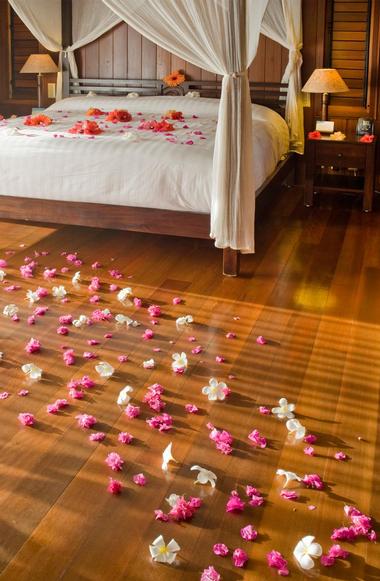 Rooms & Suites