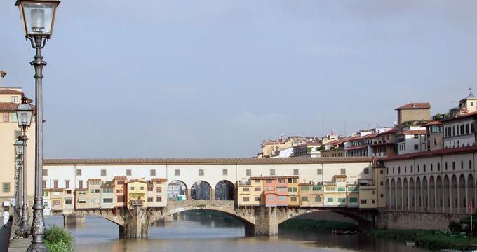 Ponte Vecchio and Arno river