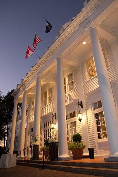 Dining at The Willcox Hotel