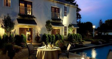 The Inn at Leola Village exterior