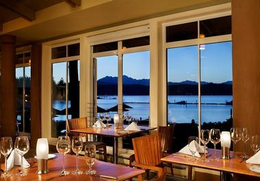 Dining at Alderbrook Resort