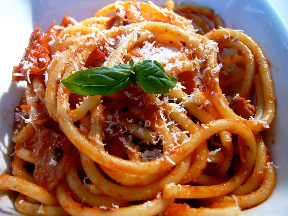 Relish Timeless American Fare at Light Horse Tavern
