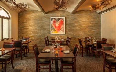 Dining at Knob Hill Inn