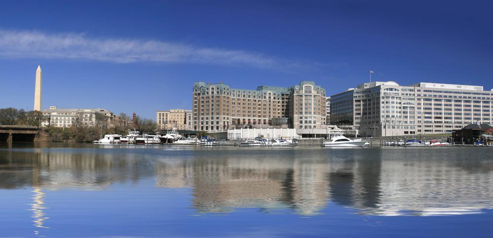 Dine, Shop, and Unwind in Style at the Wharf District