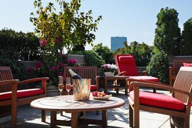 Fifteen Beacon: Just 17 guest Rooms Per Floor