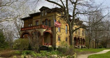 Vrooman Mansion