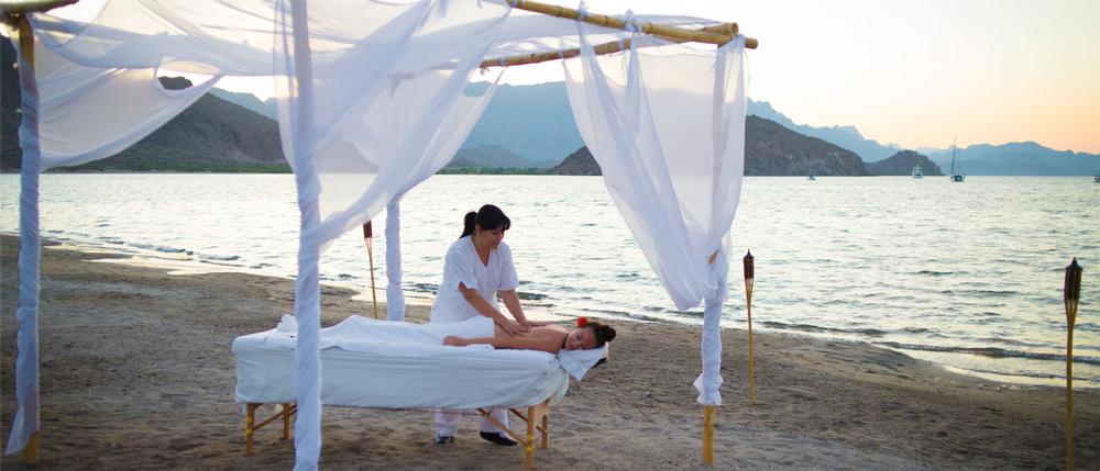 Savor Sun and Serenity: If You Dream of Ocean Adventures, Then Stay at Villa del Palmar