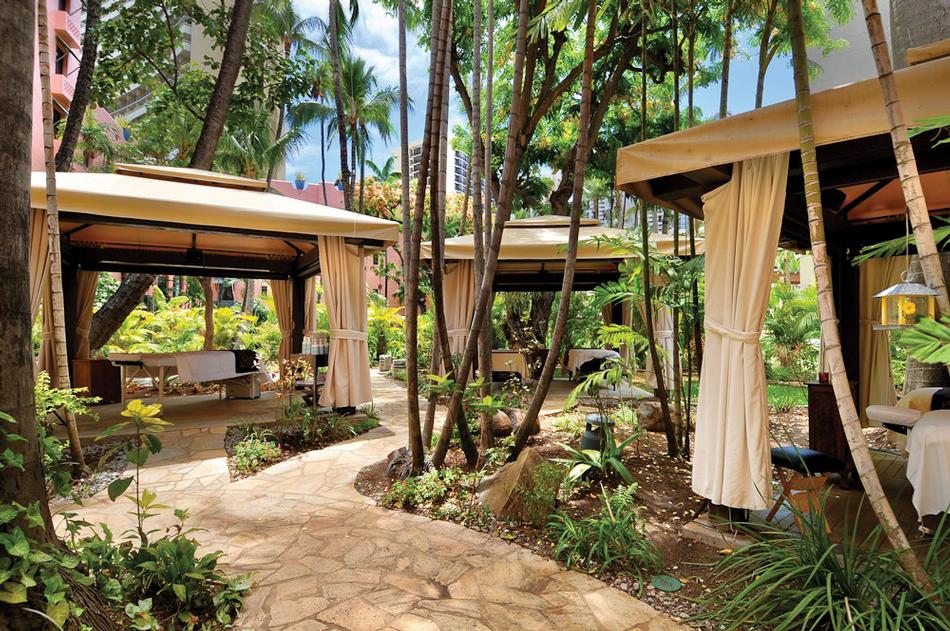 Lounge by the surf and enjoy a colorful summer escape full of charm.