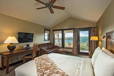 Travaasa Austin Rooms and Suites