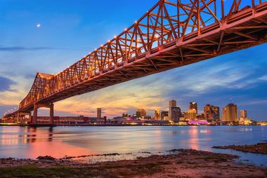 Lafayette to New Orleans by Plane