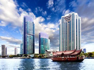 Getting Around Bangkok - Bus, Skytrain, Metro, Riverboat