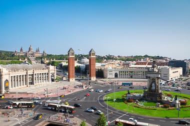 Getting Around Barcelona by Bus