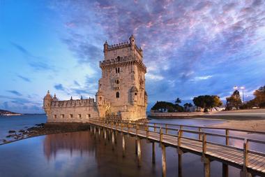 Getting Around Lisbon on foot, by taxi